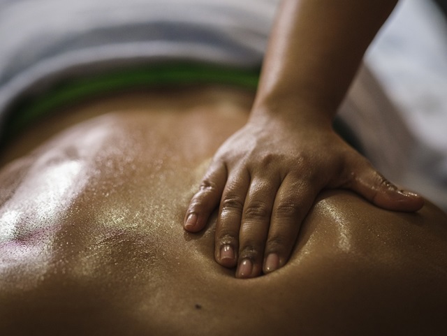 massage-7452918_1280